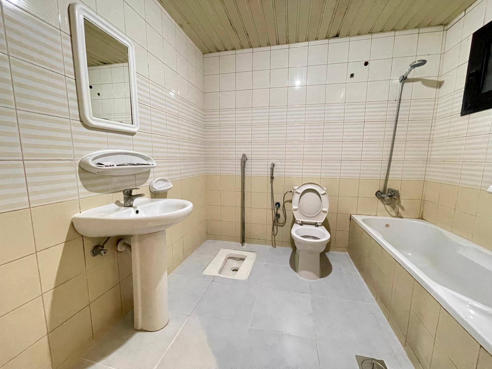 होटल Al-mukhtara Tower- Economy 5*